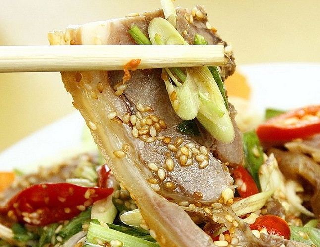 Goat-meat-Ninh-Binh-Vietnam-1